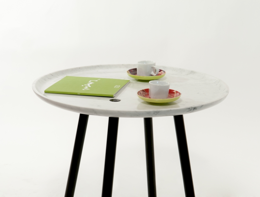 Plate Table. Designed for COVO s.r.l by Mikko Laakkonen.