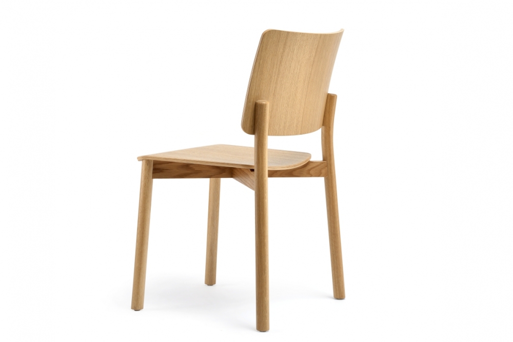 Mi chair Chair. Designed for Dohaus by Mikko Laakkonen.