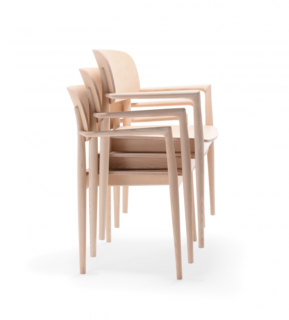 Grado armchair Chair. Designed for Cizeta by Mikko Laakkonen.